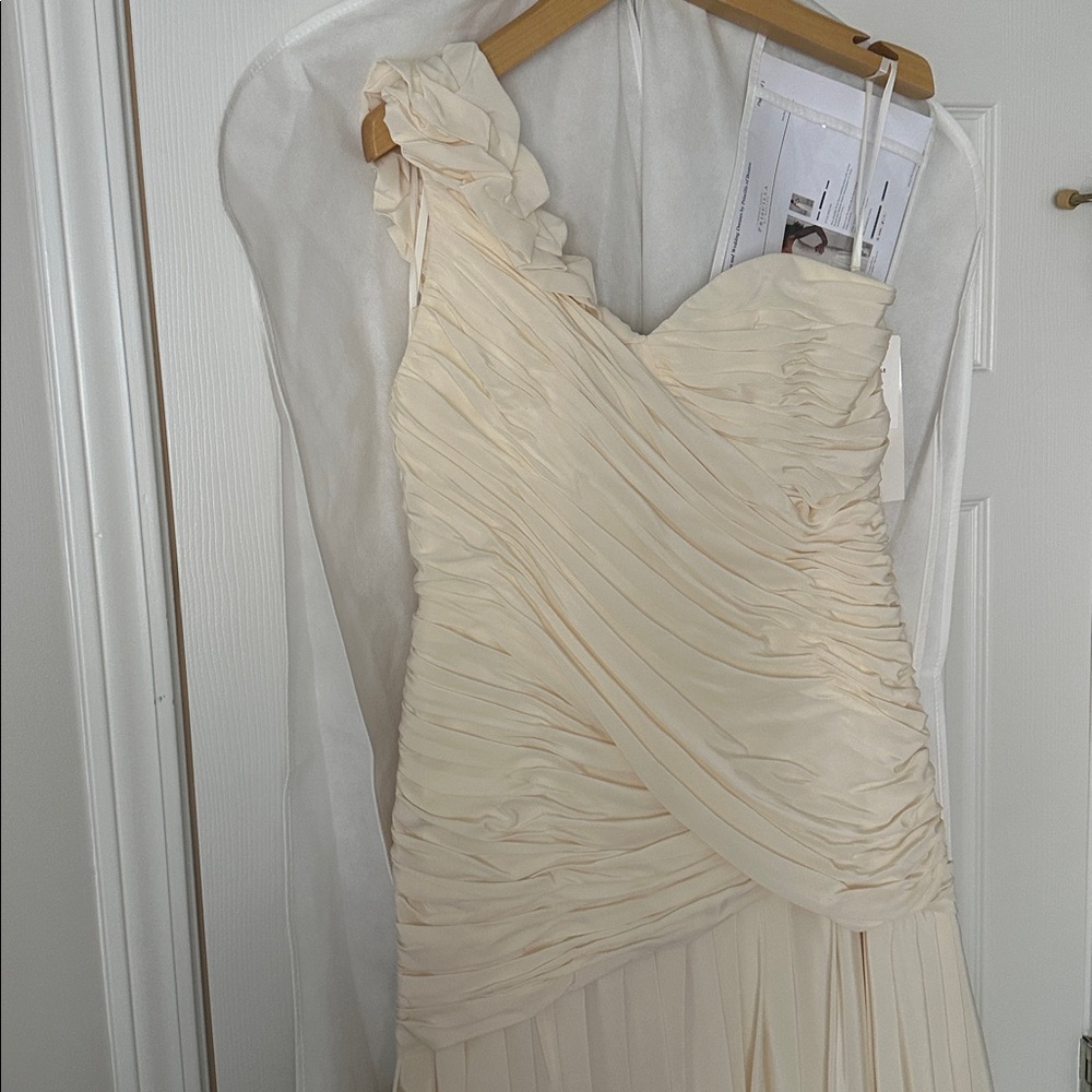 Silk Ivory One-Shoulder Wedding Dress